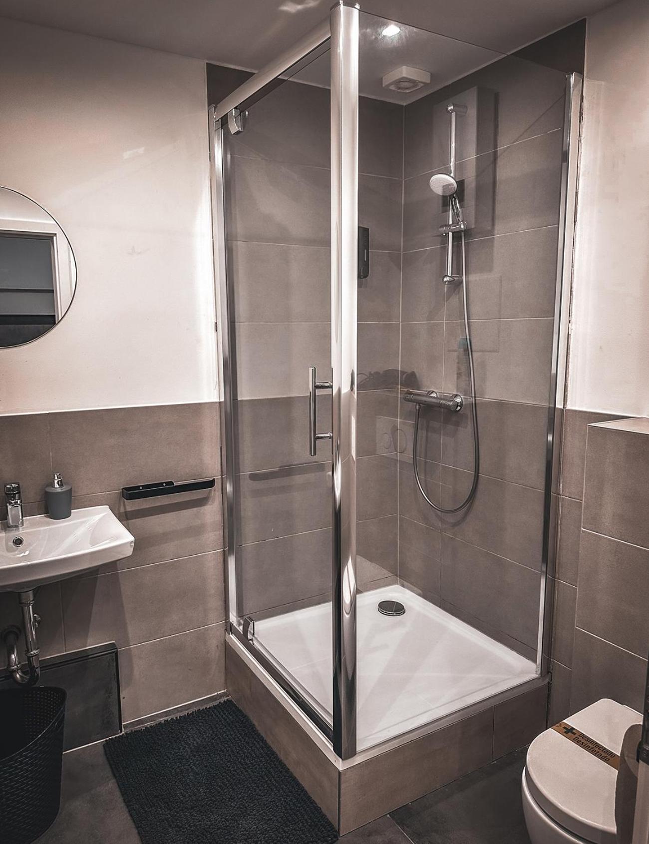 Feeling Good In Koblenz Apartment โคเบลนซ์ ภายนอก รูปภาพ